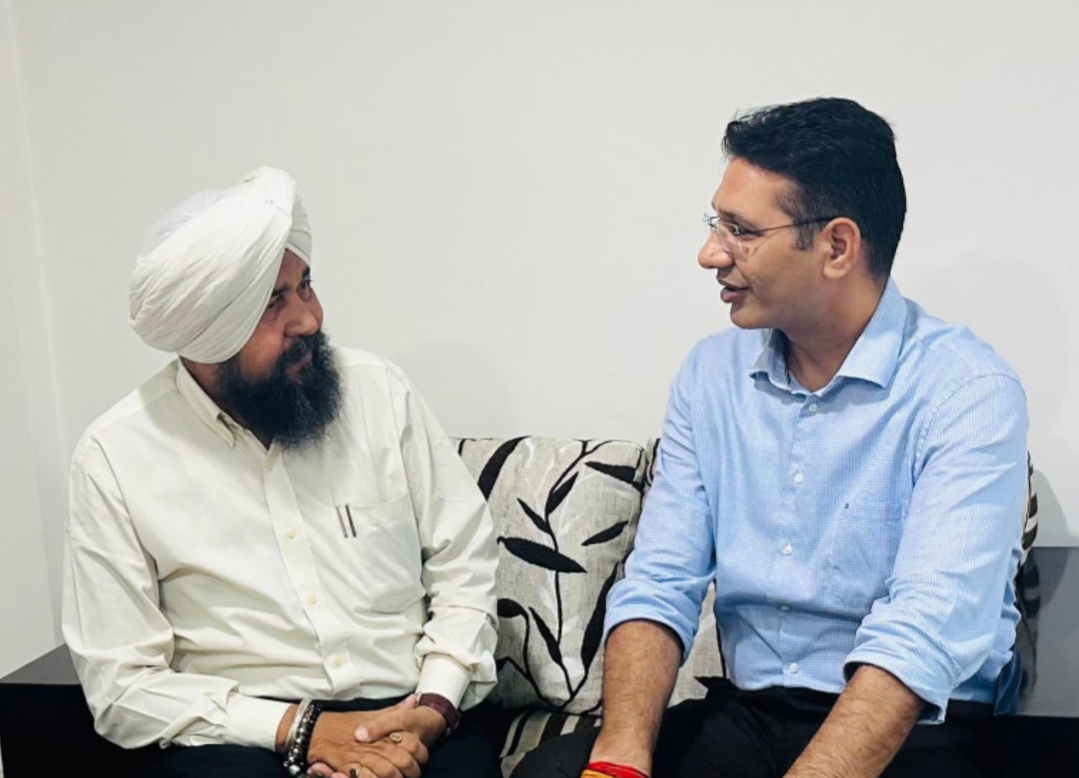 AIG Surinder Lamba has said that solving the problems of police personnel is his first priority.